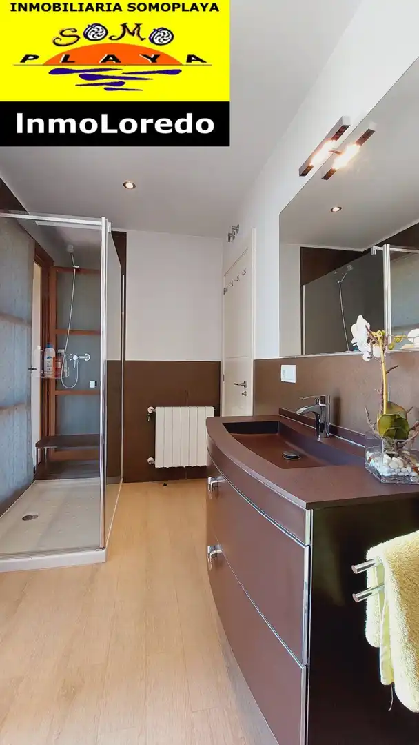 Bany de Casa o xalet en venda en Ribamontán al Mar amb Calefacció, Jardí privat i Terrassa