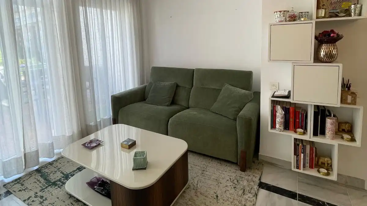 Sala d'estar de Dúplex en venda en Marbella amb Aire condicionat, Calefacció i Terrassa