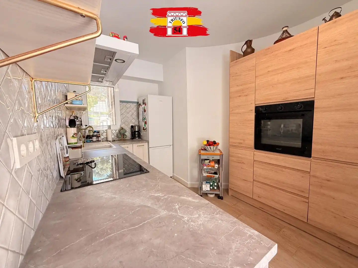 Küche von Haus oder Chalet zum Verkauf in Pilar de la Horadada mit Klimaanlage, Privatgarten und Schwimmbad