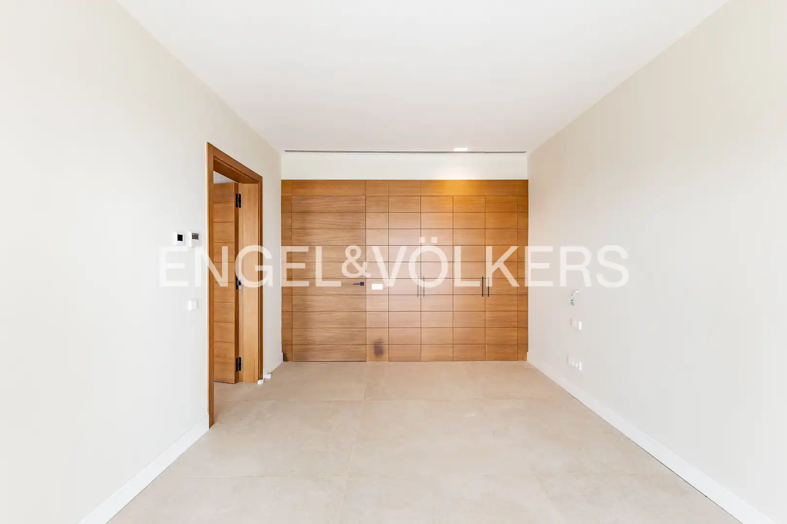 Schlafzimmer von Country house zum Verkauf in Sant Andreu de Llavaneres mit Klimaanlage, Heizung und Privatgarten