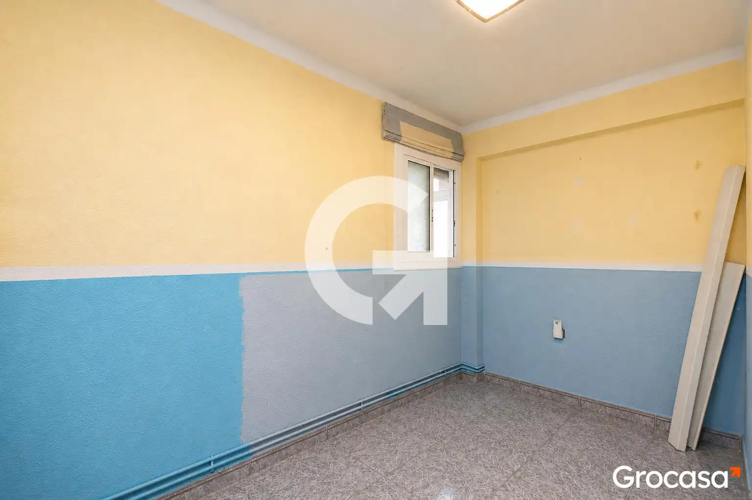 Dormitori de Pis en venda en Sant Boi de Llobregat amb Calefacció i Forn