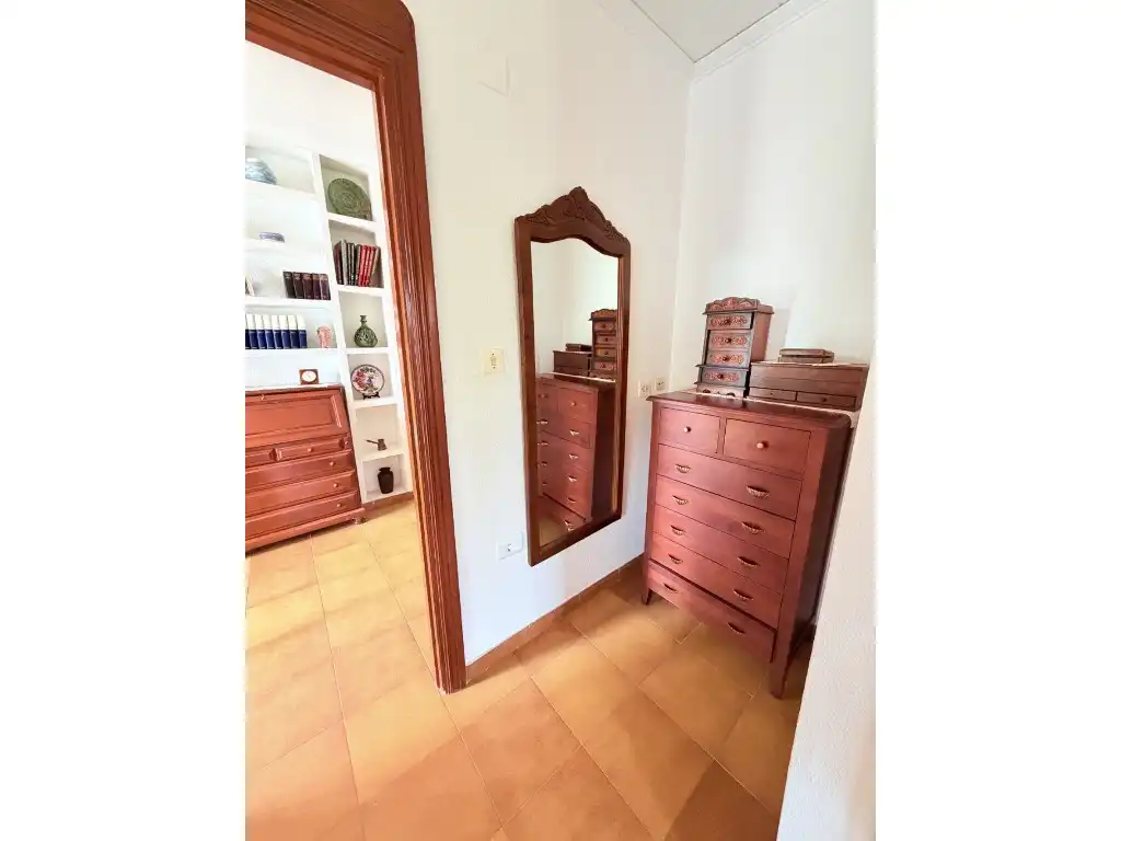 Habitación de Casa o chalet en venta en Valencia