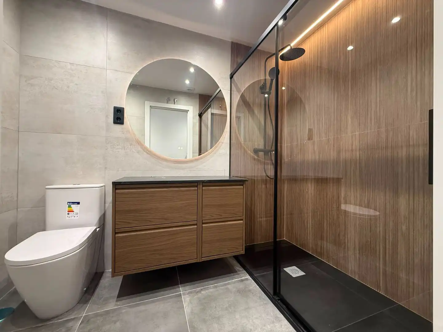 Baño de Piso en venta en Getafe con Aire acondicionado y Calefacción