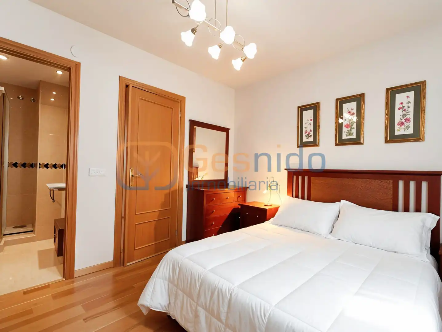 Habitación de Piso en venta en Palazuelos de Eresma con Calefacción, Jardín privado y Parquet