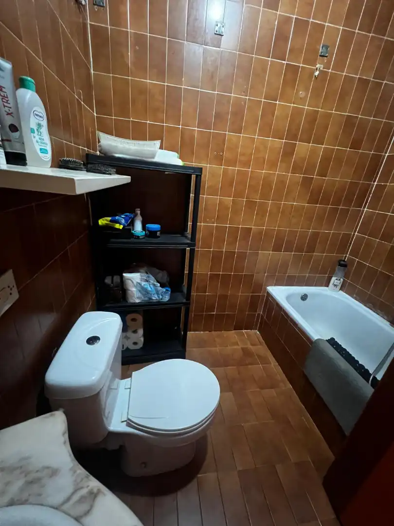 Bany de Pis en venda en Almería amb Piscina comunitària