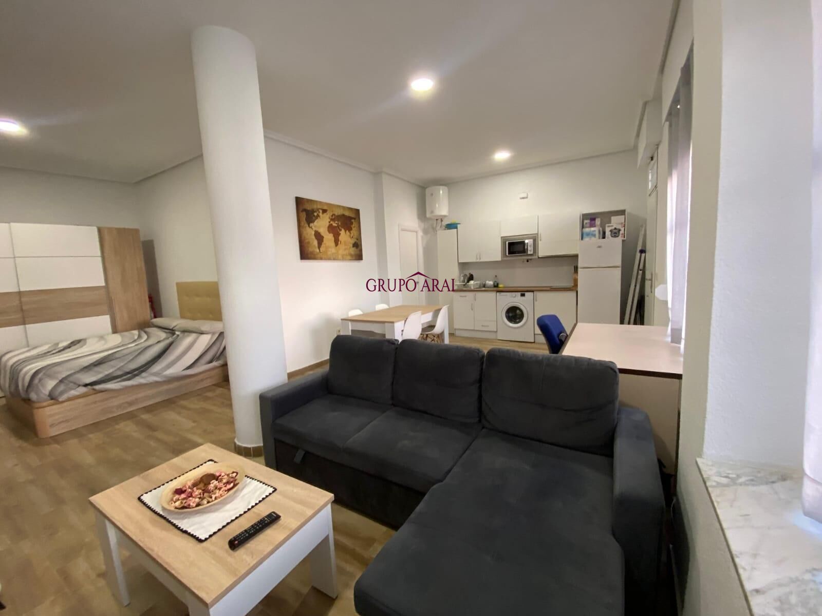 Living room of Loft for sale in Alicante / Alacant  with Air Conditioner, Parquet flooring and Furnished