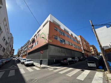 Attico con balcone in vendita a Pardaleras