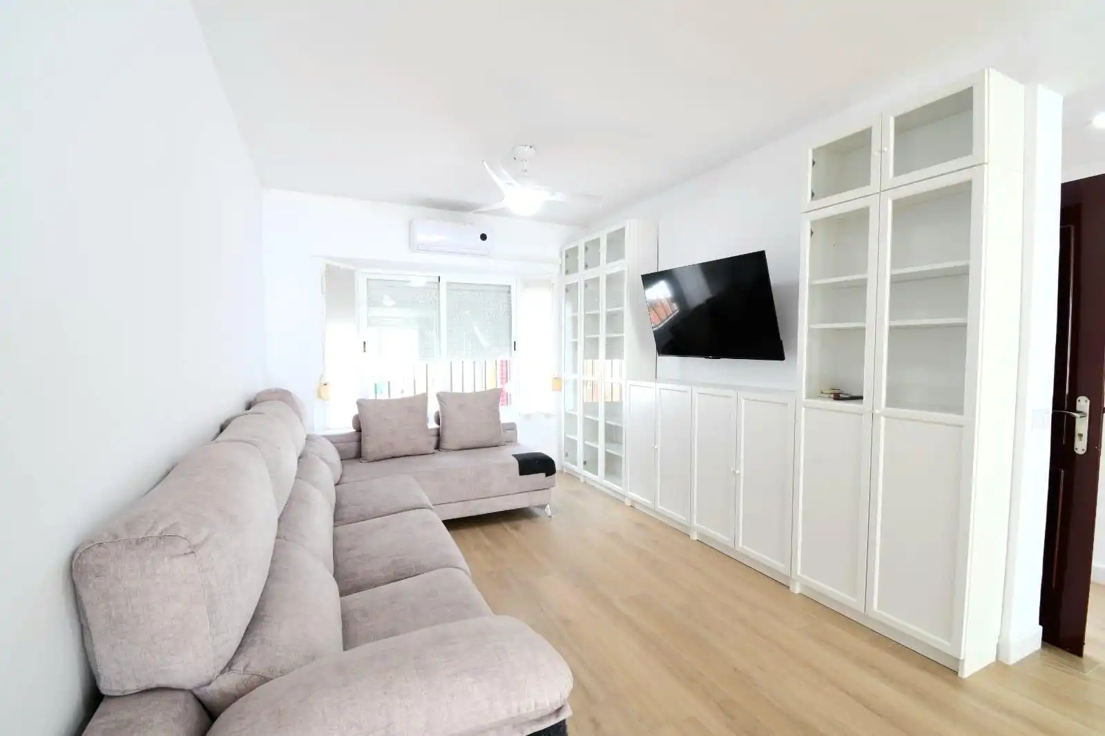 Sala de estar de Casa adosada en venta en Jerez de la Frontera con Aire acondicionado, Terraza y Amueblado
