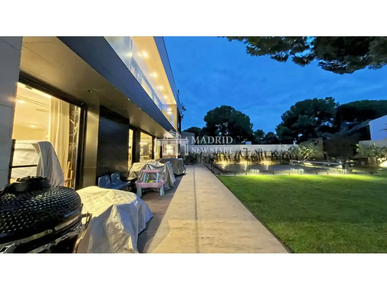 Jardí de Casa o xalet de lloguer en Pozuelo de Alarcón amb Aire condicionat, Calefacció i Jardí privat