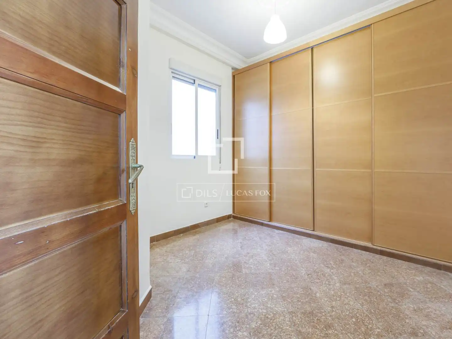 Bedroom of Flat for rent in Valencia  with Air Conditioner, Heating and Balcony