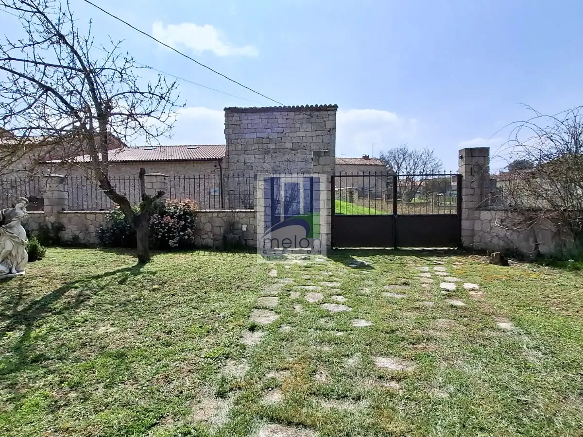 Houses for sale in Ibeas de Juarros  with Storage room