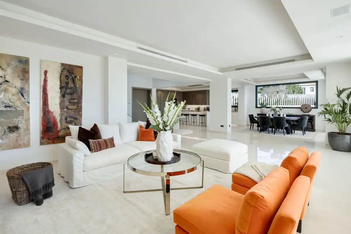 Chalet con piscina en venta en Milla de Oro, imagen 7