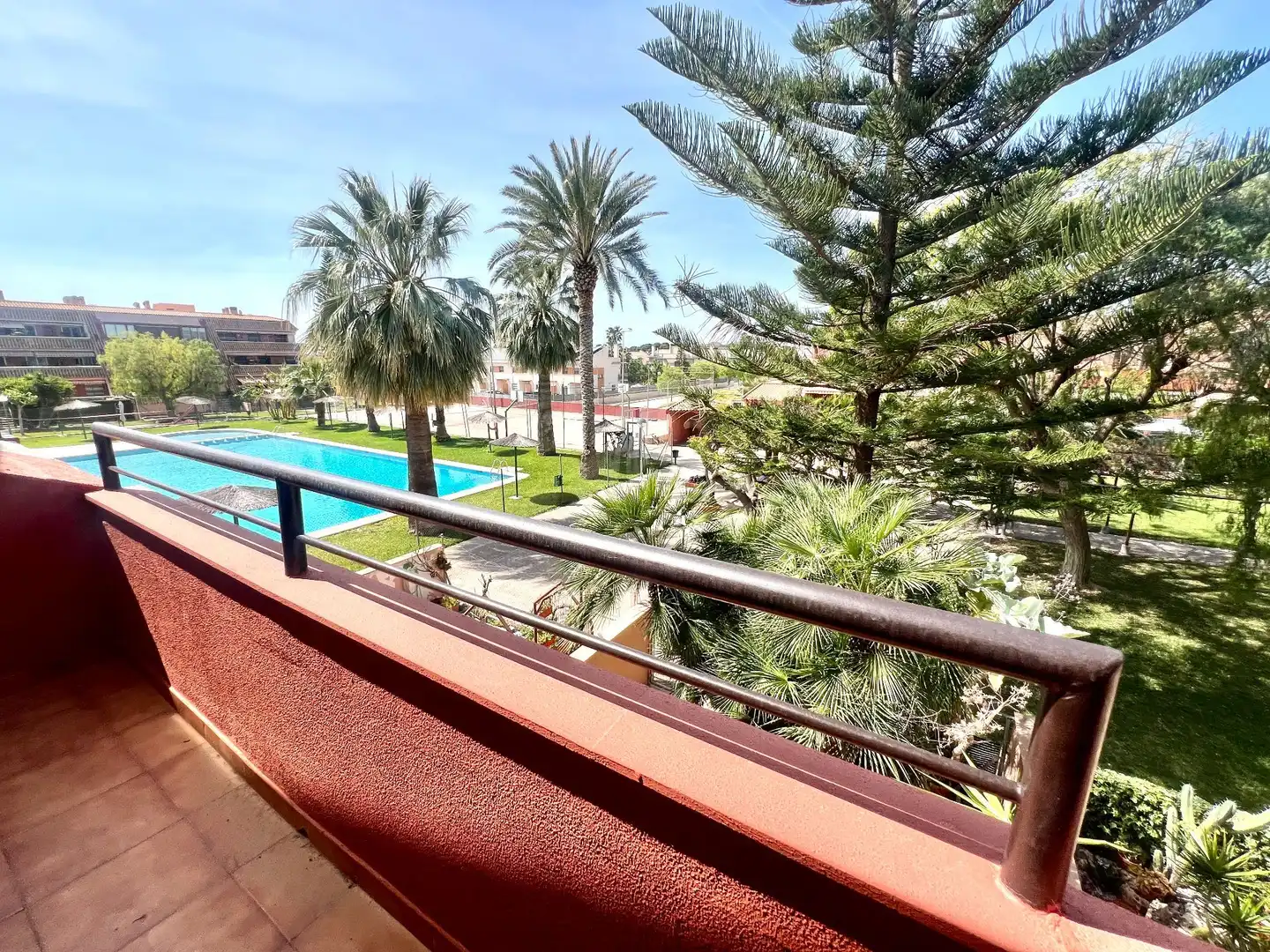 Vista exterior de Casa o xalet en venda en Sant Joan d'Alacant amb Aire condicionat, Calefacció i Jardí privat