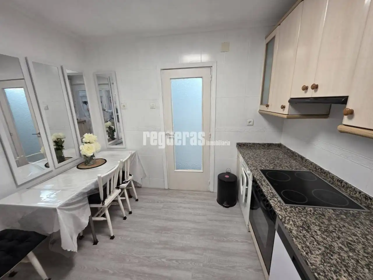 Kitchen of Flat for rent in Avilés  with Heating and Terrace