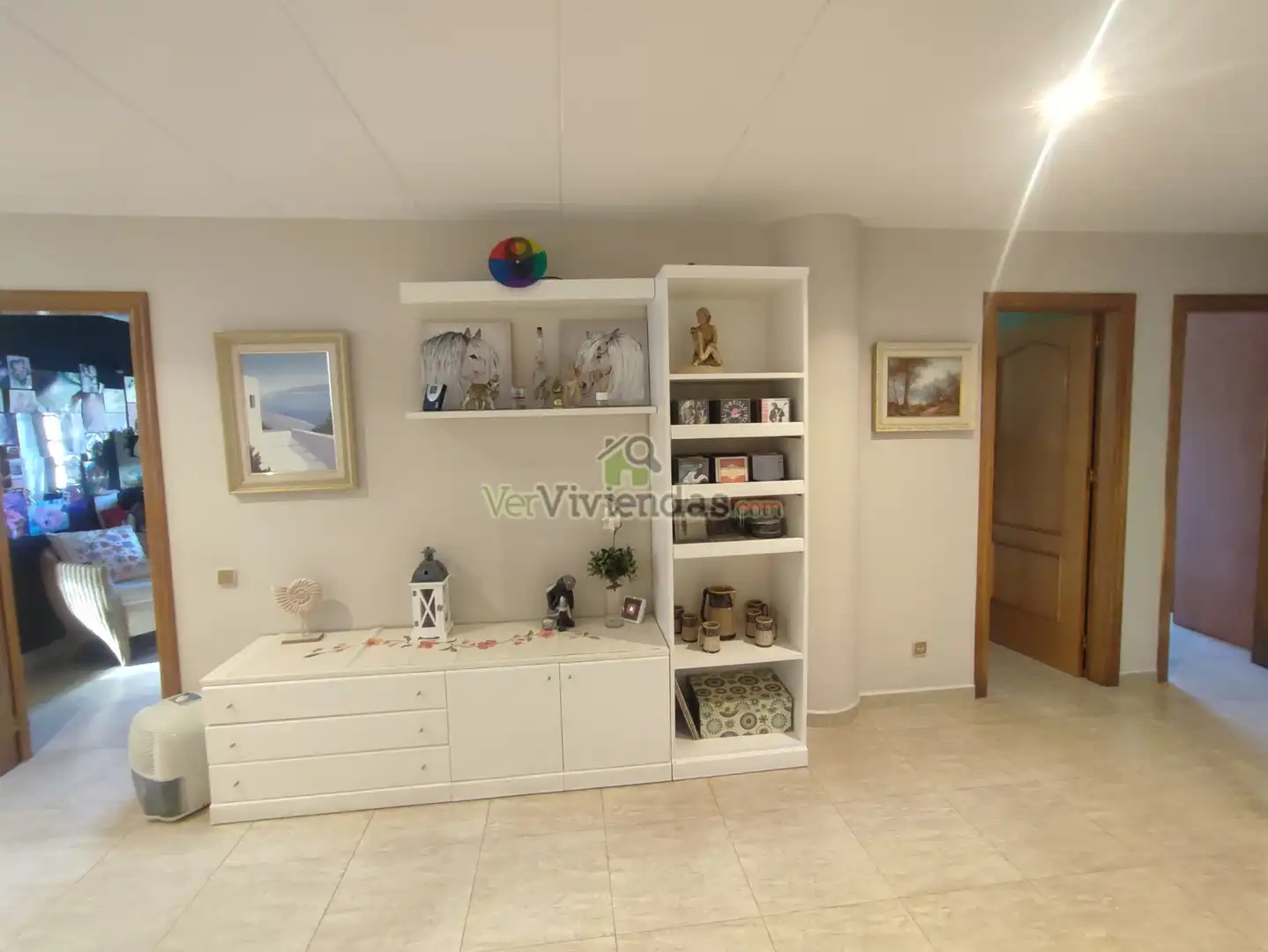 Sala de estar de Casa o chalet en venta en Vallirana con Aire acondicionado, Calefacción y Jardín privado