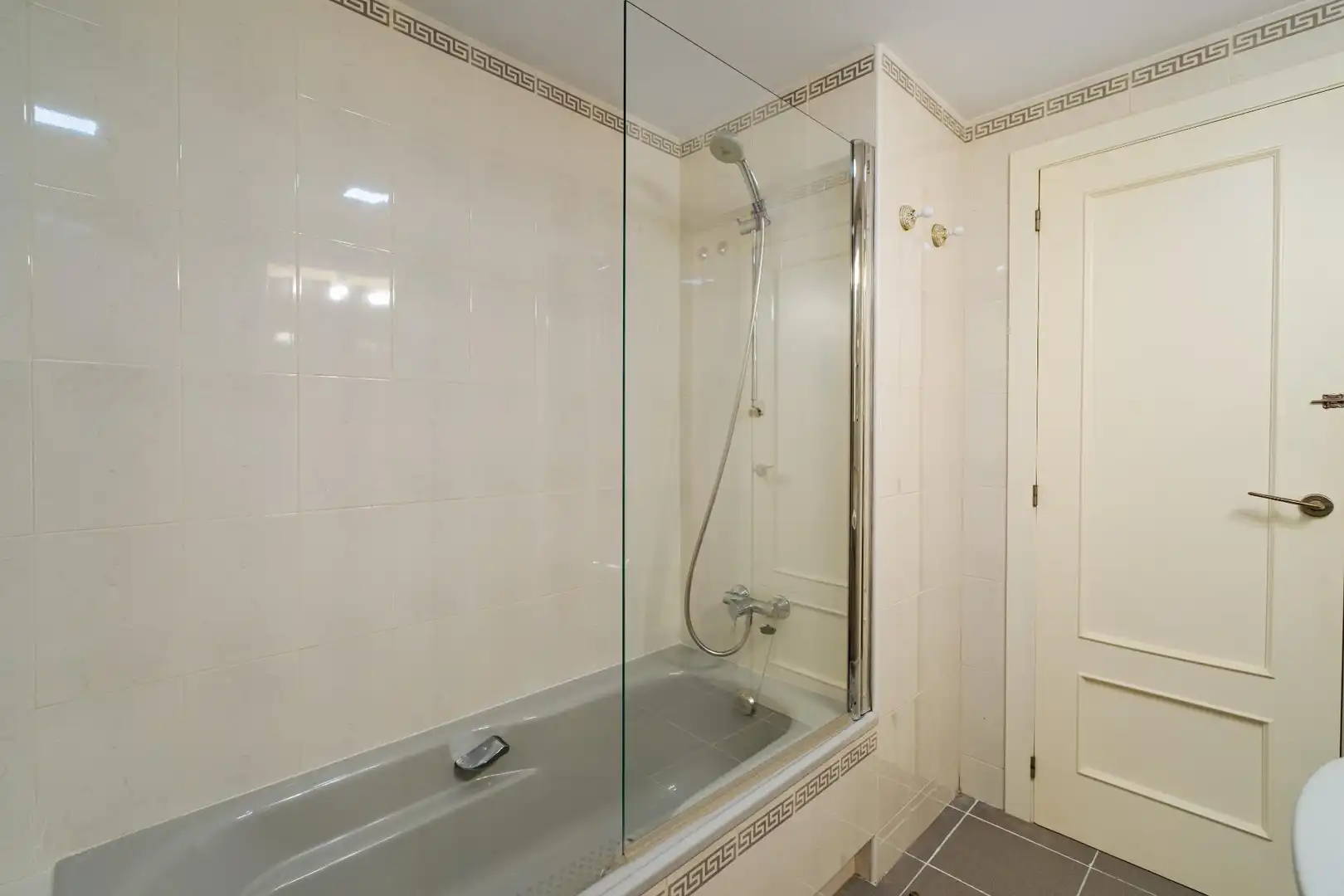 Apartment with pool to rent in Playa Muchavista, imagen 12