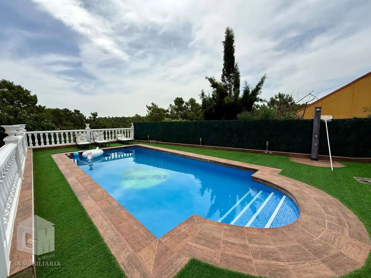 Piscina de Casa o xalet en venda en Cadalso de los Vidrios amb Aire condicionat, Calefacció i Jardí privat