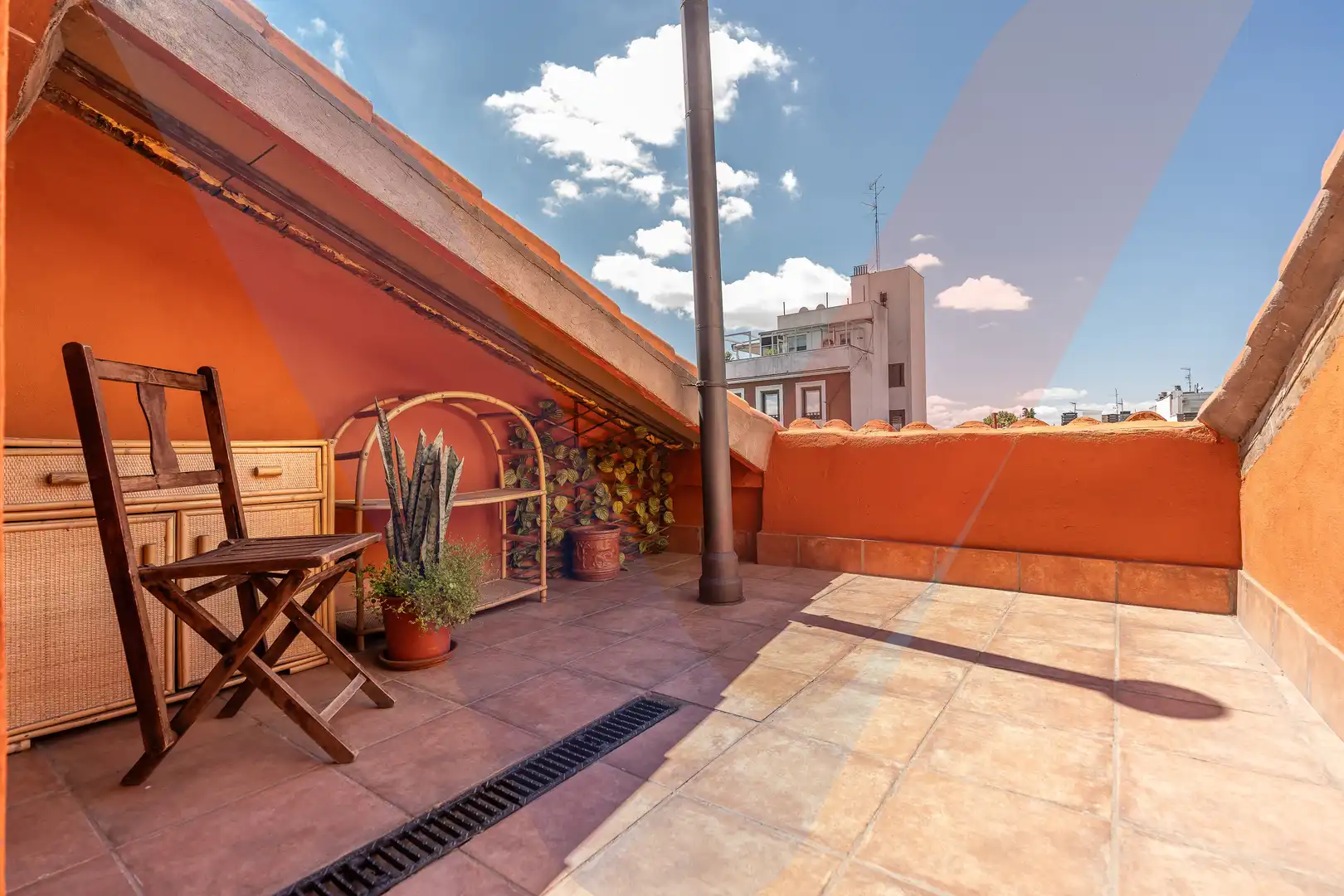 Terraza de Ático en venta en Madrid con Calefacción y Terraza