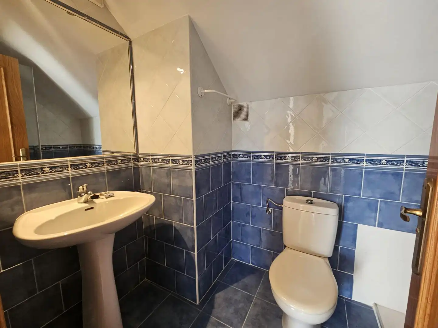 Bany de Àtic en venda en Benalmádena amb Aire condicionat, Jardí privat i Terrassa