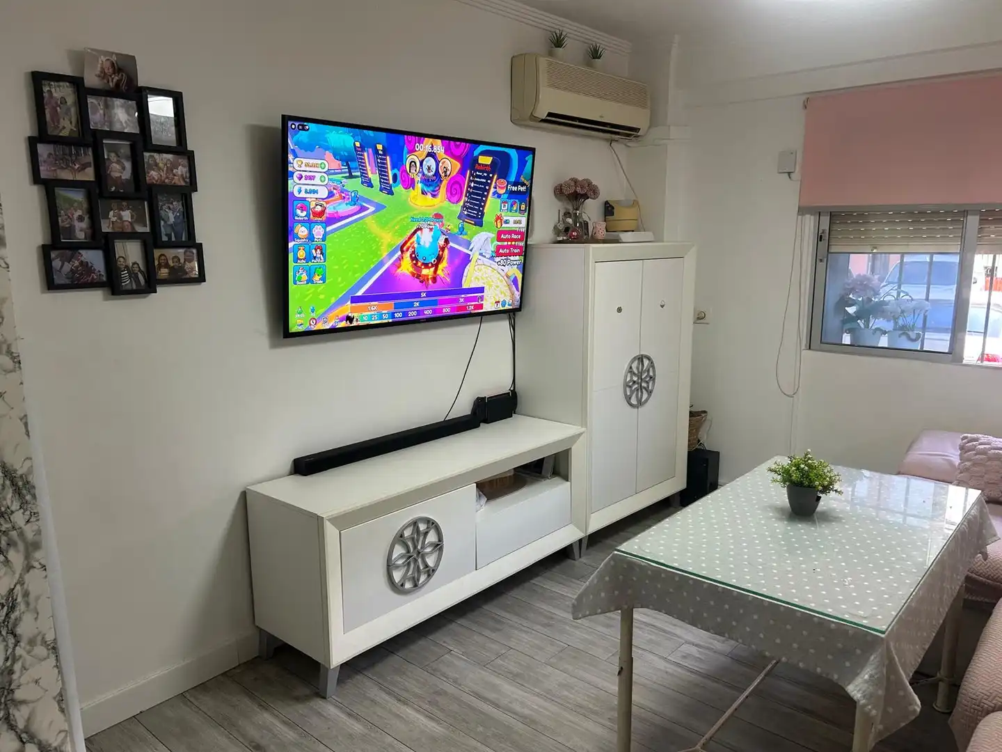 Sala d'estar de Pis en venda en Sevilla