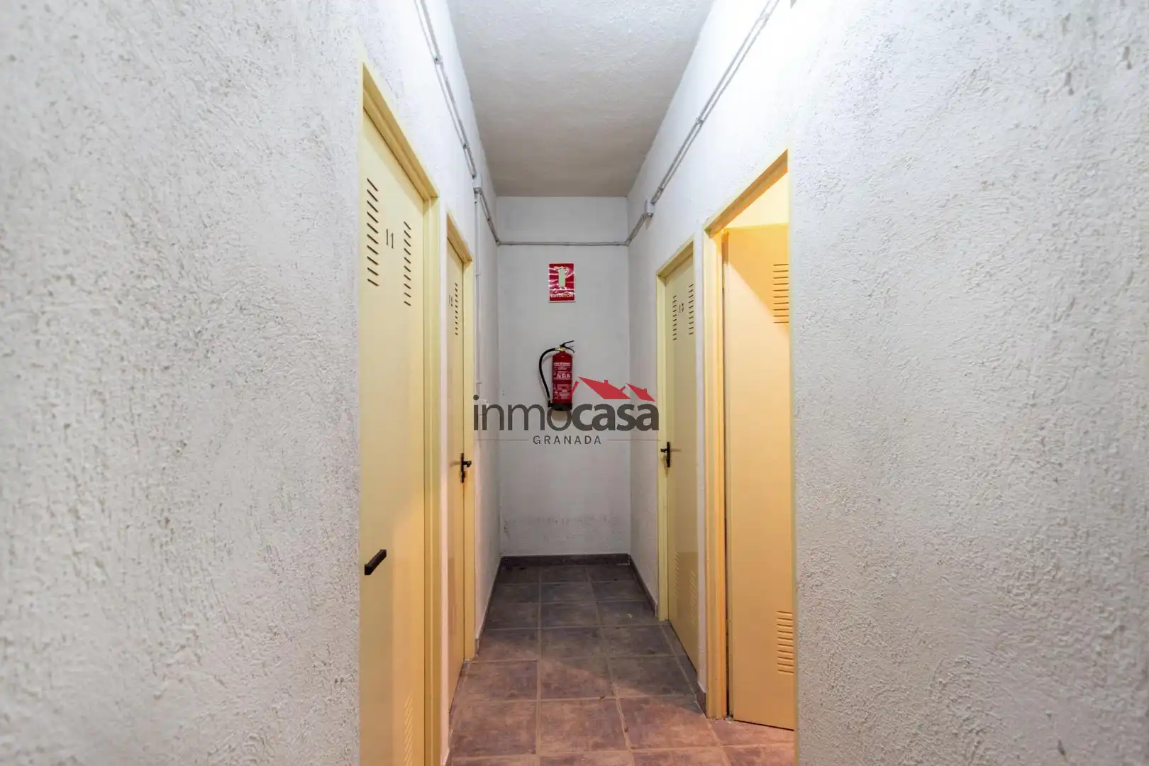 Piso en venta en Armilla con Trastero