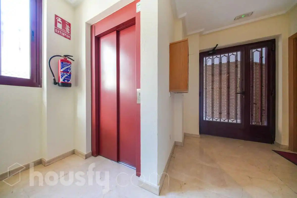 Study for sale in Madrid  with Air Conditioner, Storage room and Furnished