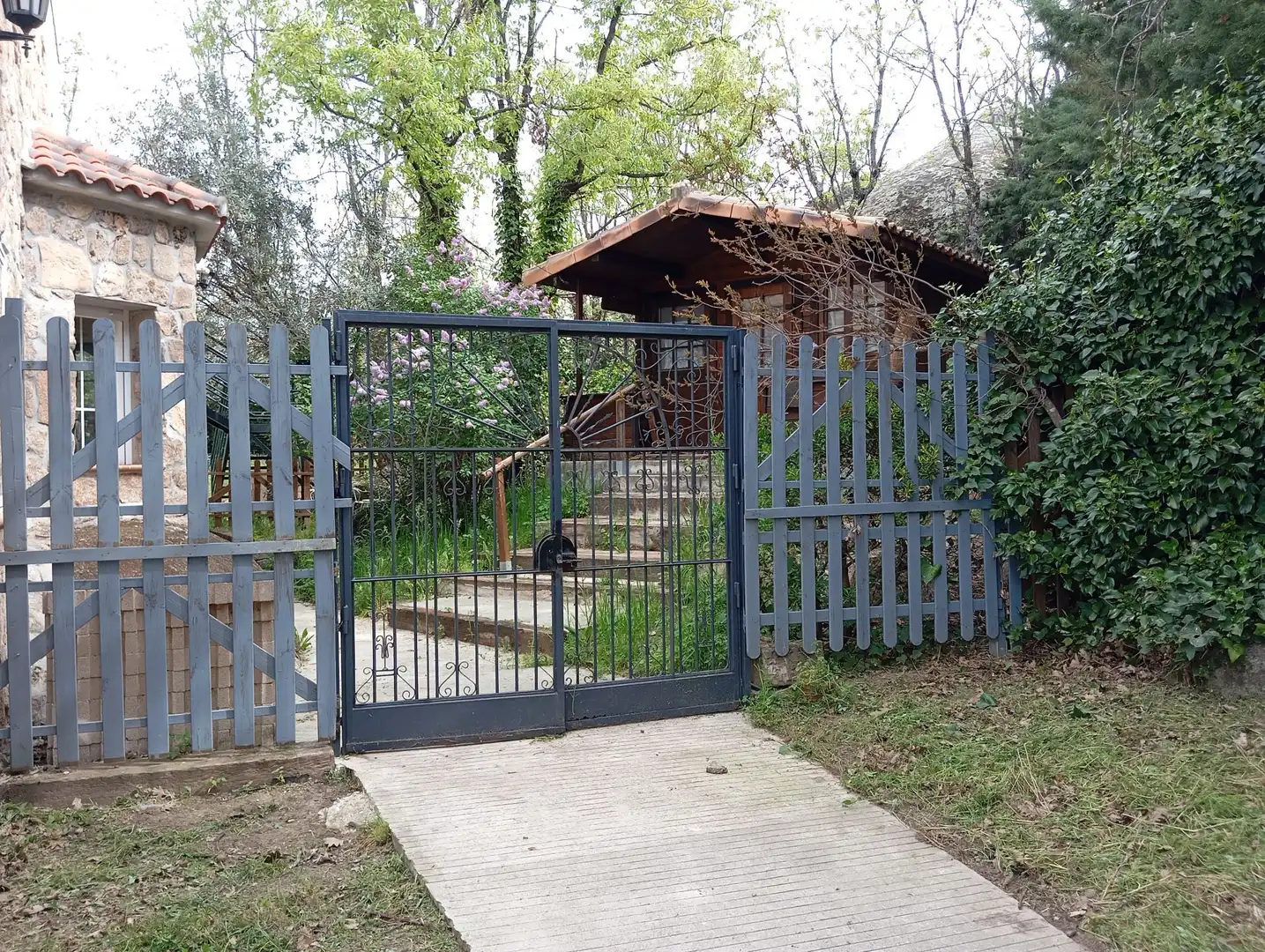 Garden of Houses for sale in Valdemorillo