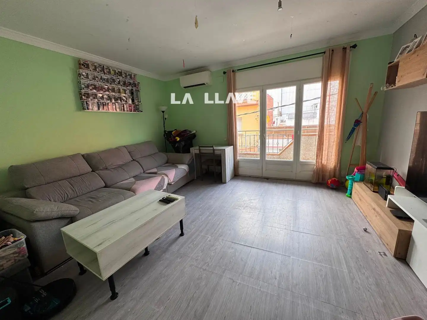 Sala d'estar de Pis en venda en Palafolls amb Aire condicionat, Calefacció i Traster