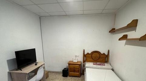 Photo 4 of Flat to rent in Calle Luis Batlles, 16, Plaza de Toros - Avenida Chapí - Trinquete, Elda