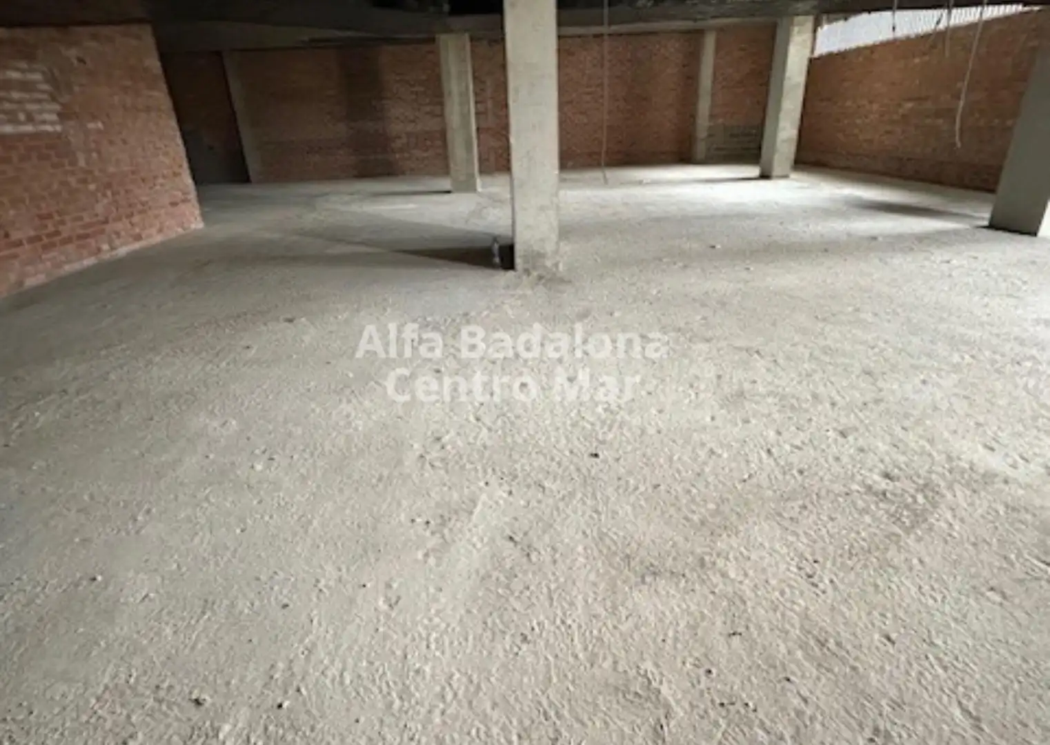 Local comercial de lloguer a Port, imagen 6