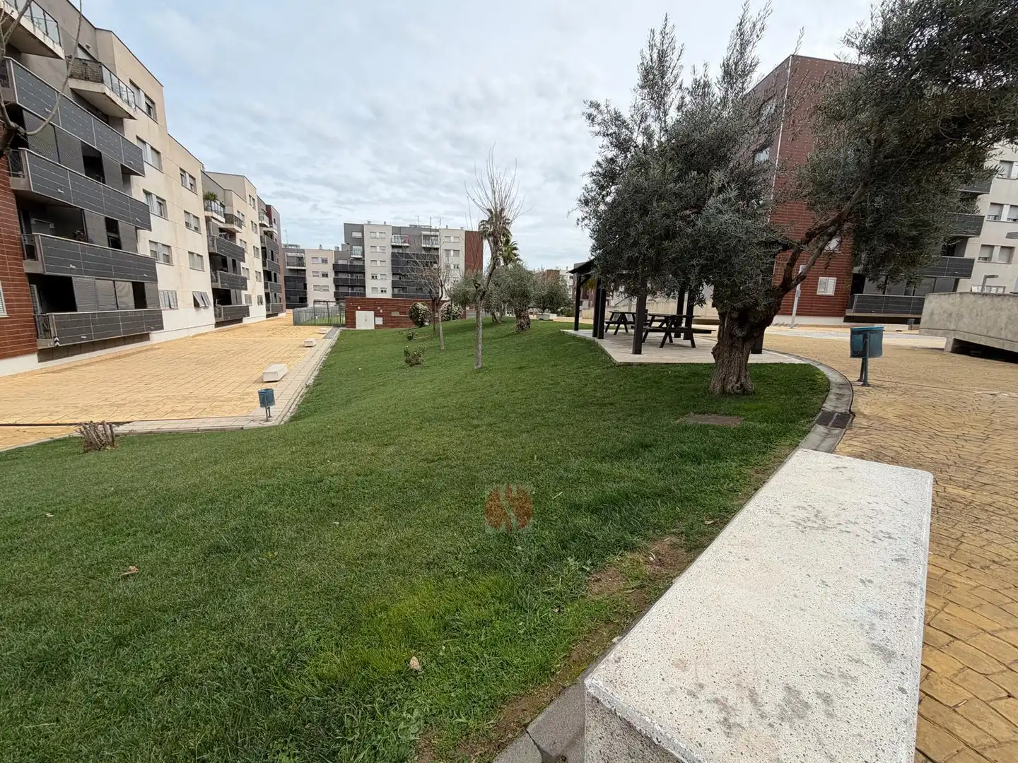 Parking of Flat for sale in Alhendín  with Parquet flooring, Terrace and Community pool