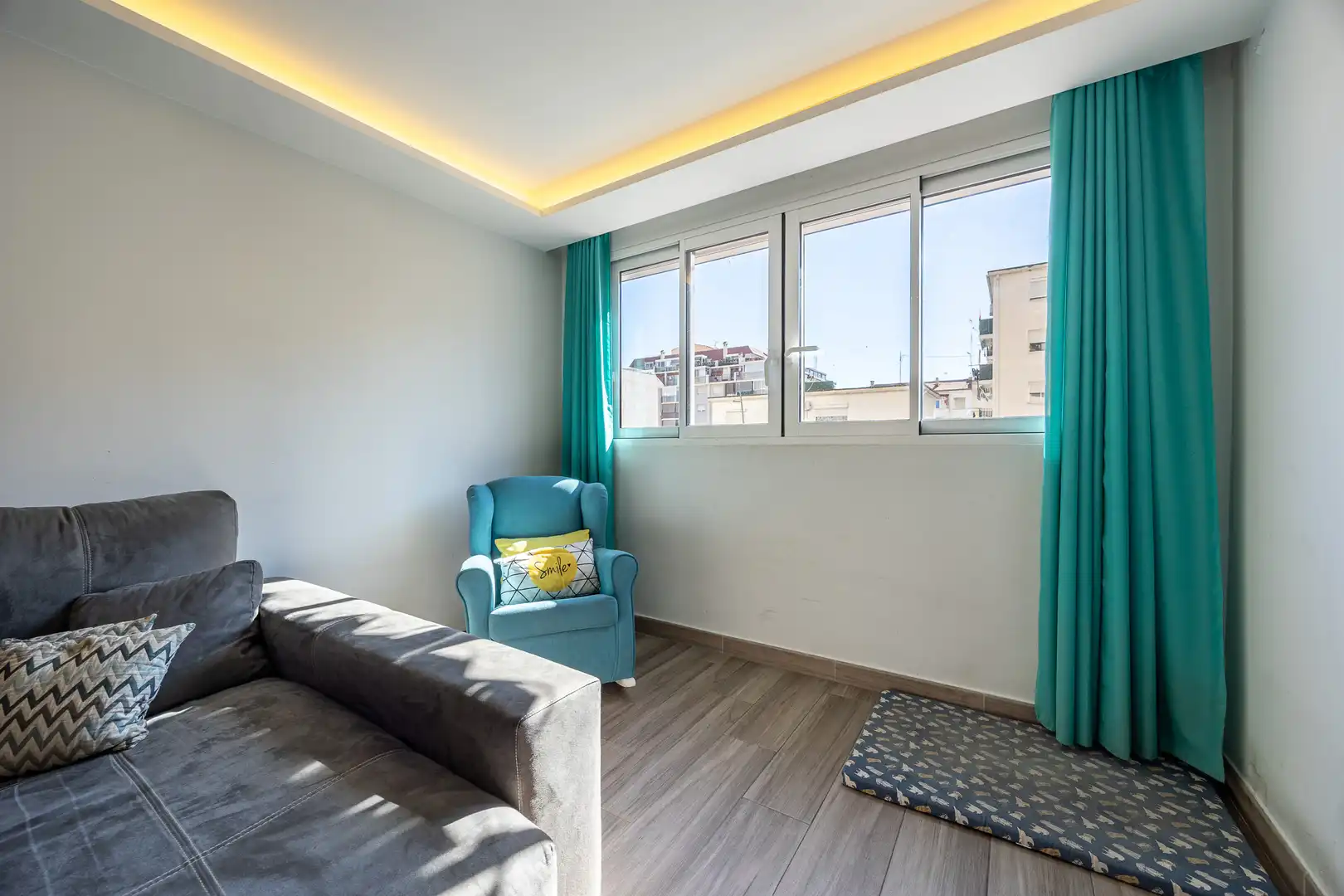Living room of Flat for sale in Benidorm  with Furnished