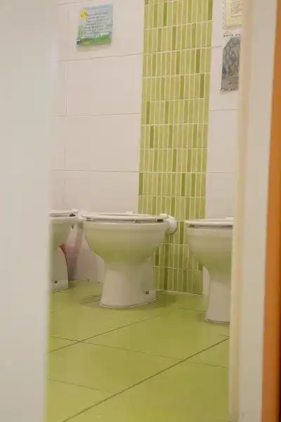Bany de Local en venda en Zaragoza amb Aire condicionat