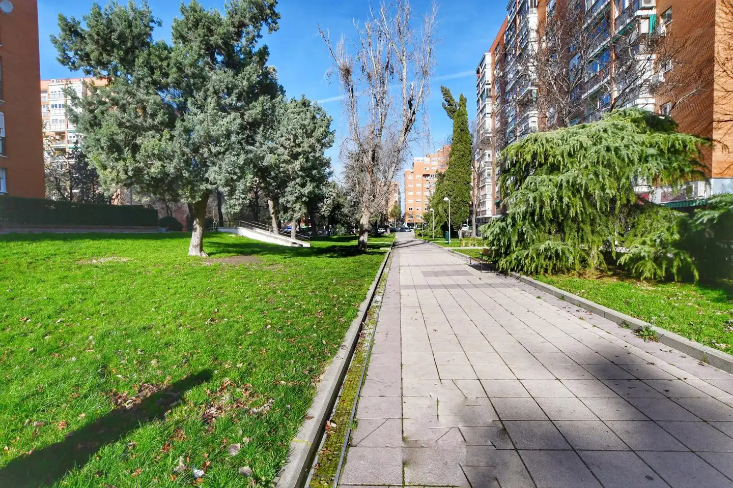 Vista exterior de Piso en venta en Madrid con Aire acondicionado, Calefacción y Terraza