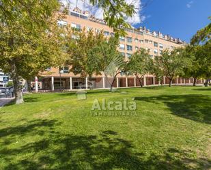 Exterior view of Flat for sale in Alcalá de Henares  with Air Conditioner and Terrace