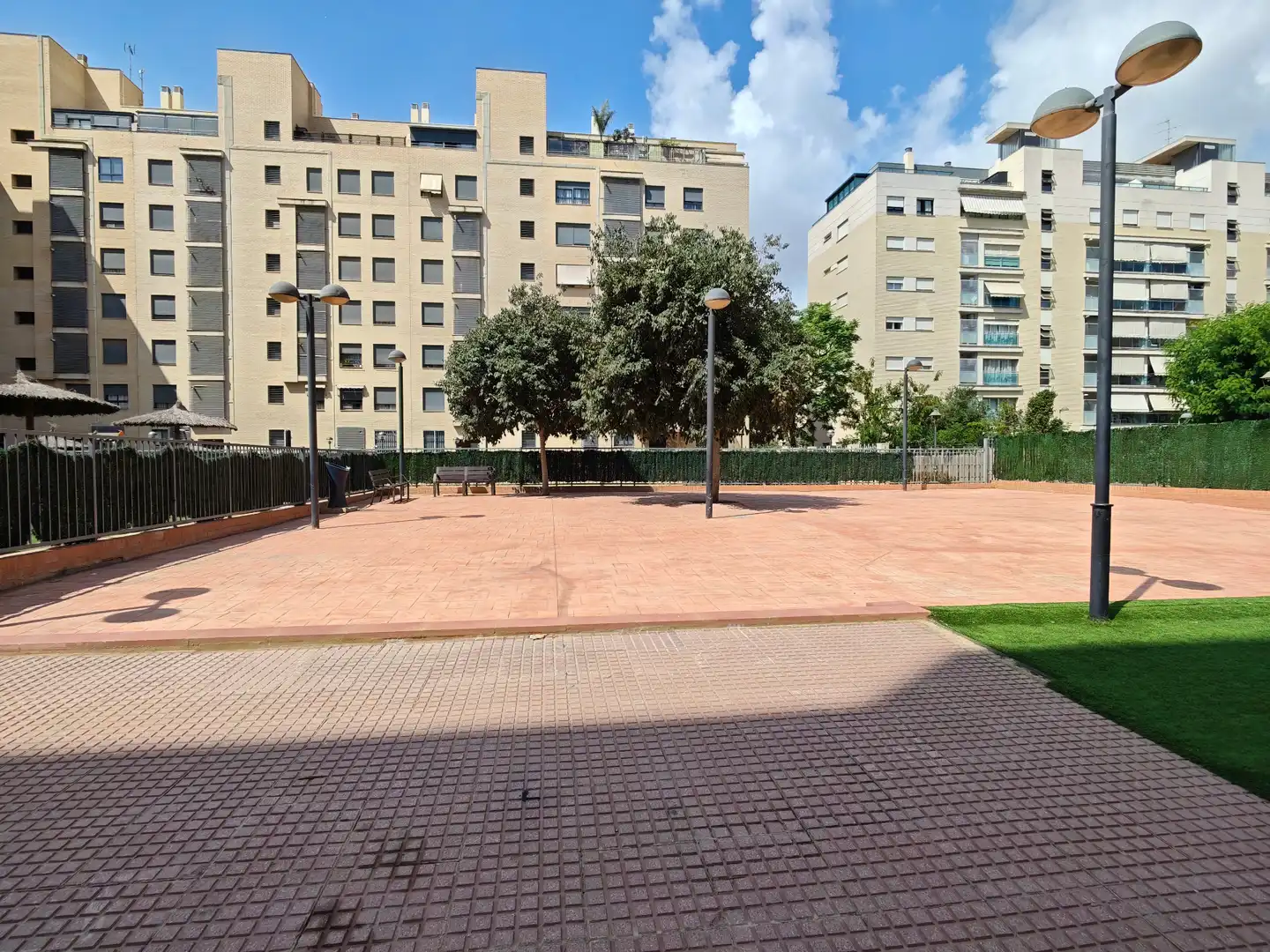 Vista exterior de Piso de alquiler en Valencia con Aire acondicionado, Calefacción y Jardín privado