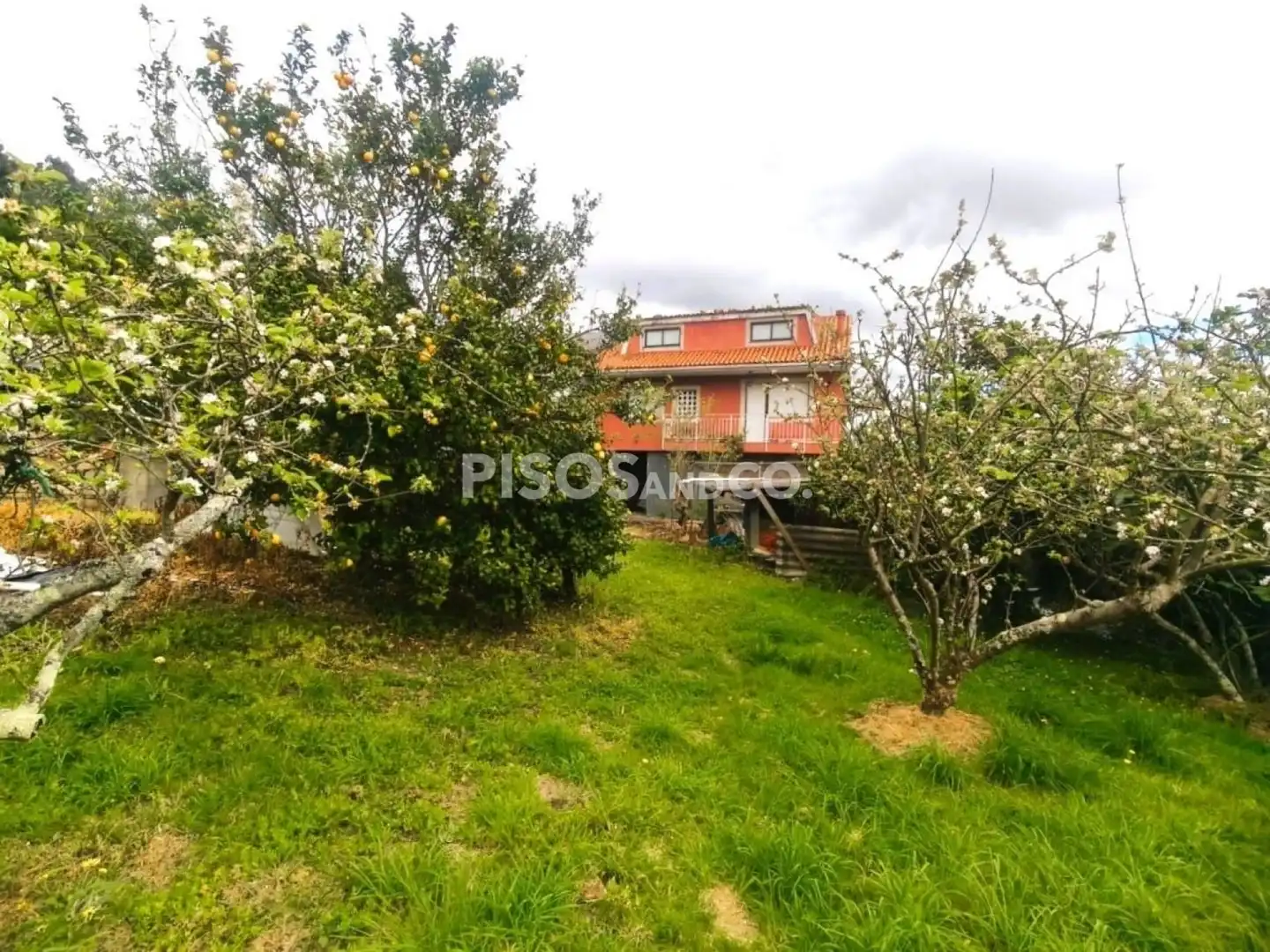 Casa o chalet en venta en Culleredo con Calefacción, Terraza y Amueblado