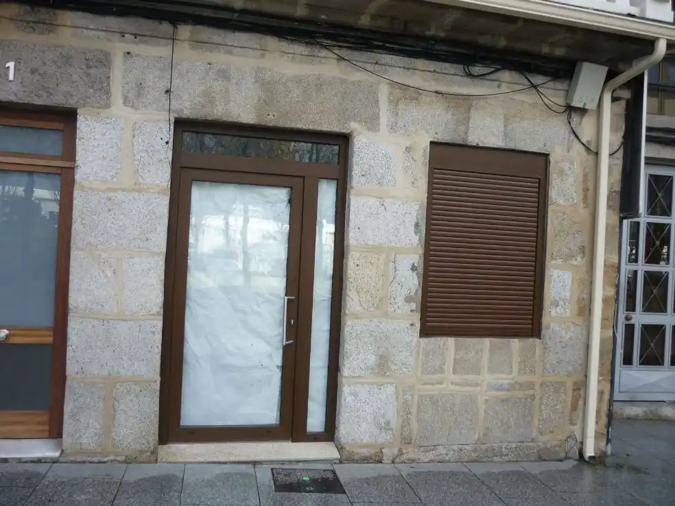 Local comercial de lloguer a Rúa de San Francisco, imagen 3