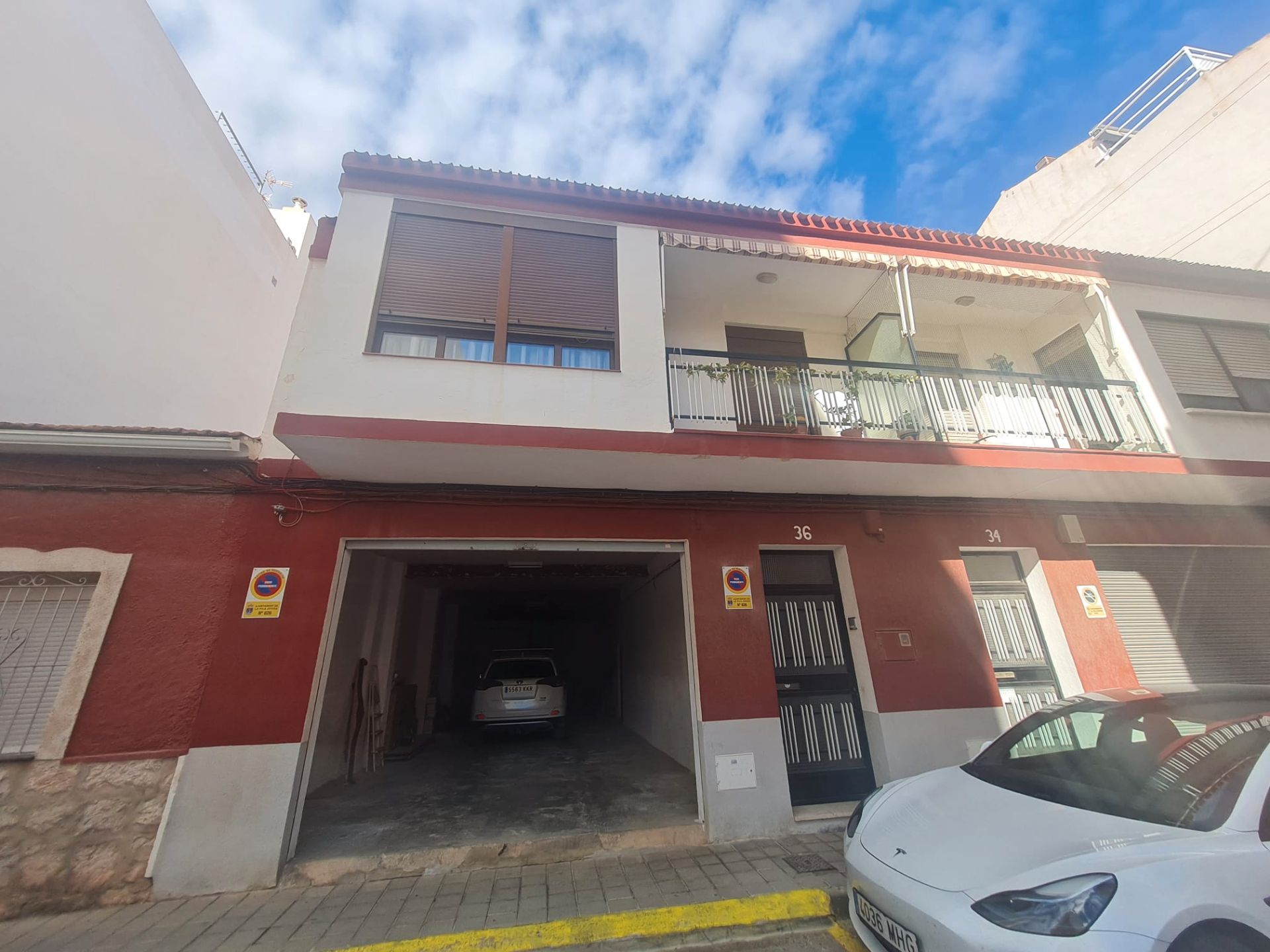 Vista exterior de Casa adosada en venda en Villajoyosa / La Vila Joiosa amb Aire condicionat, Calefacció i Moblat