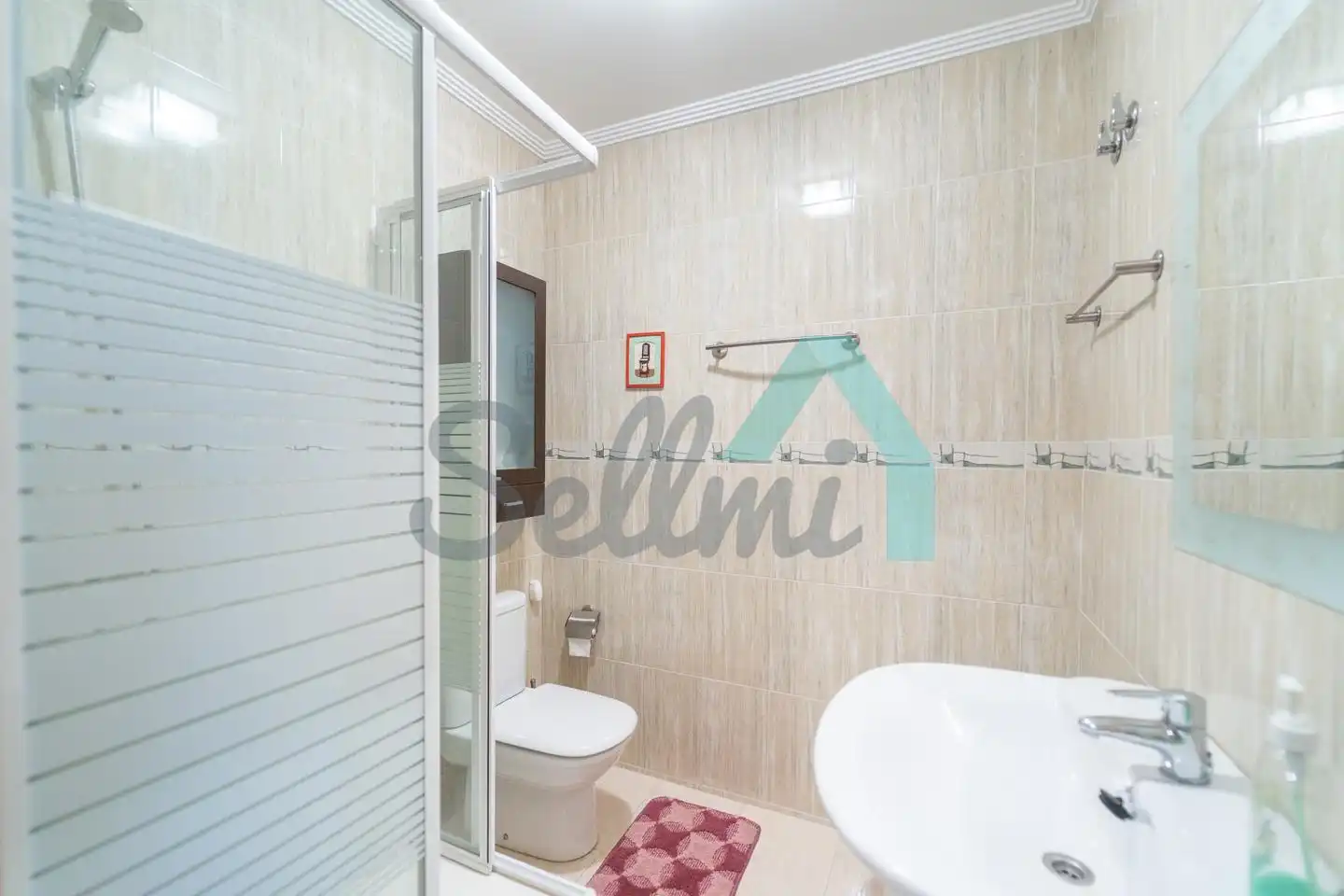 Baño de Piso en venta en Tineo con Calefacción, Parquet y Trastero