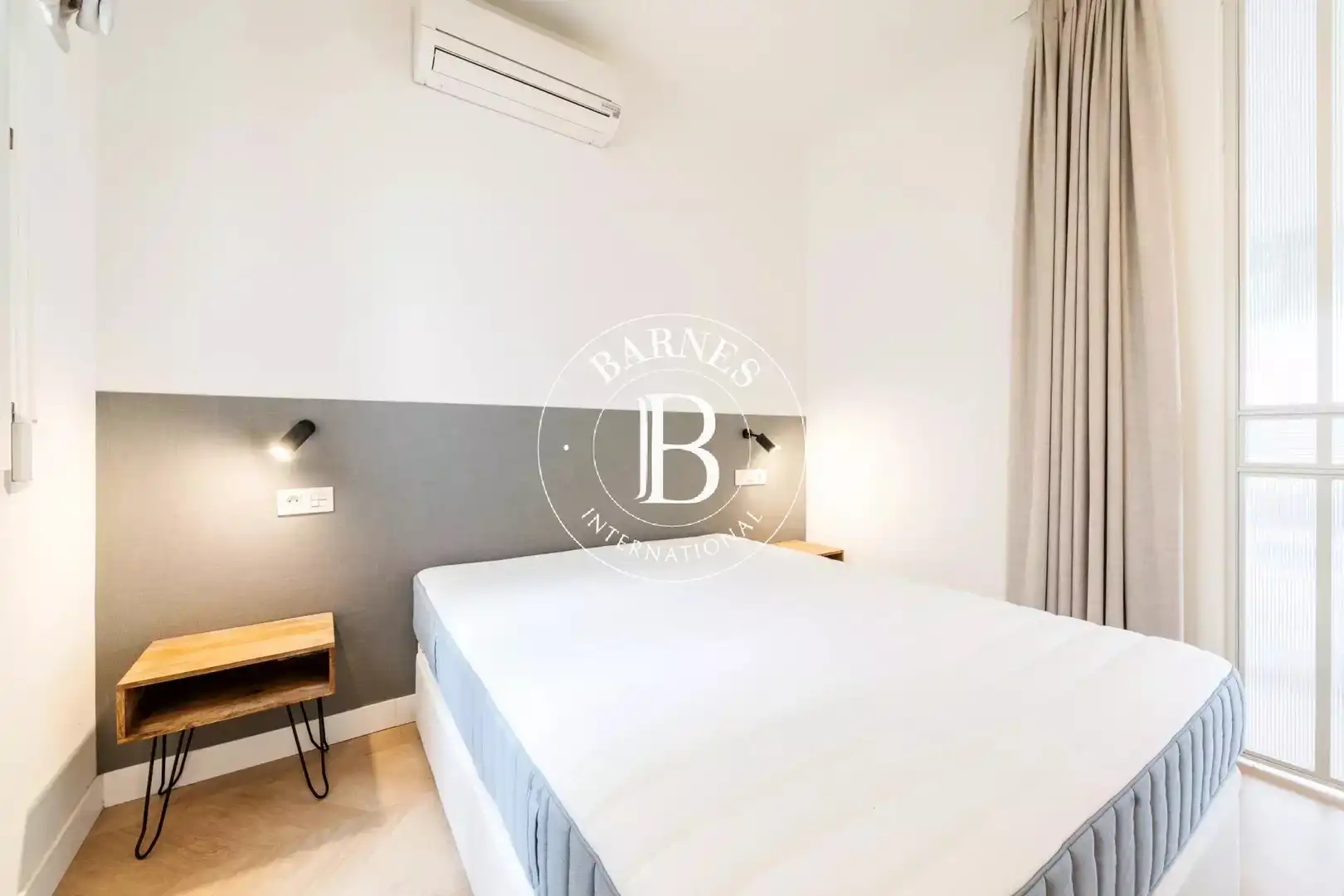 Bedroom of Flat for rent in Madrid  with Air Conditioner, Heating and Furnished