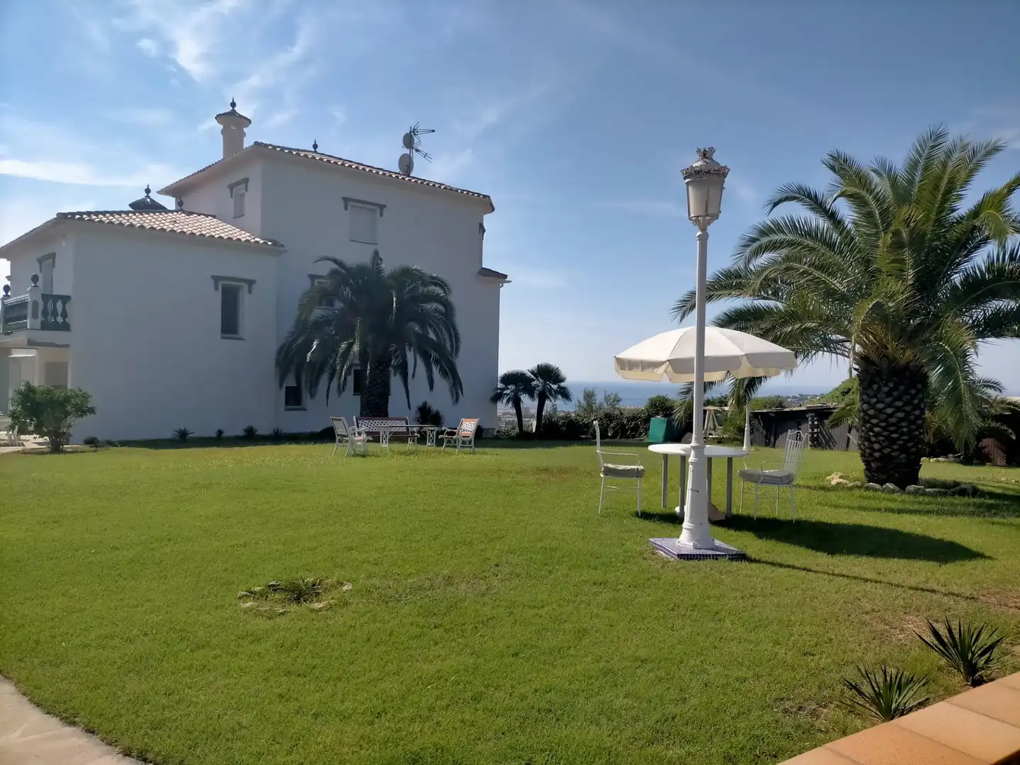 Exterior view of Houses for sale in El Vendrell  with Private garden, Terrace and Swimming Pool