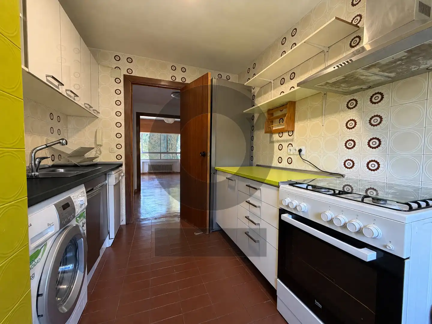 Kitchen of Flat for rent in Hoyo de Manzanares  with Heating, Parquet flooring and Terrace