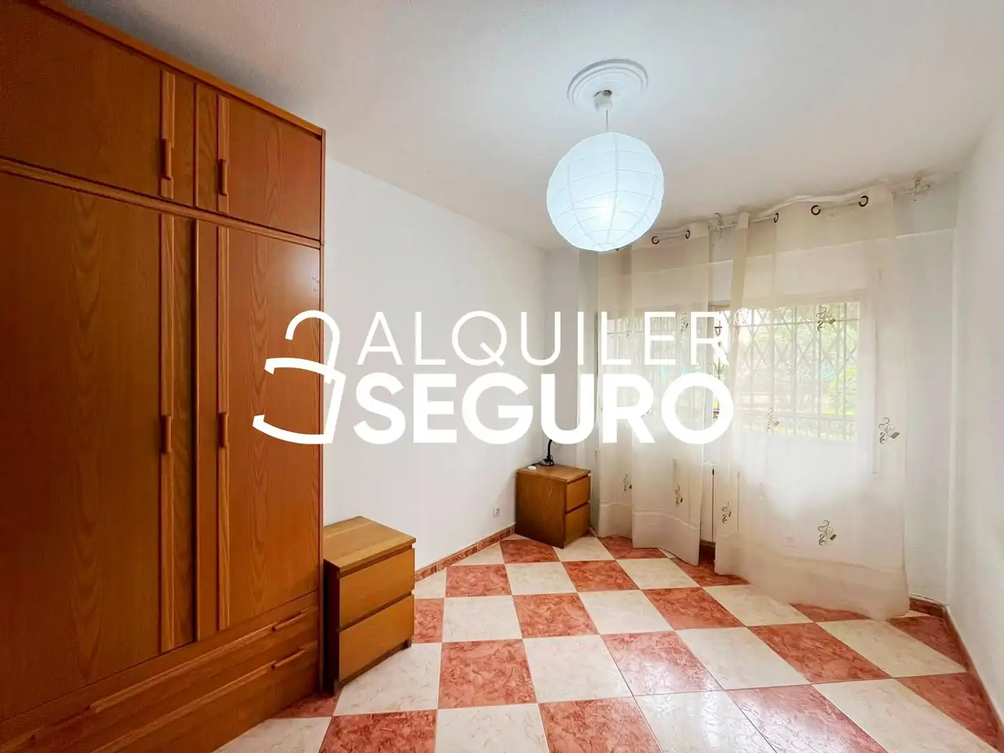 Wohnung zur Miete in Viñas, Veredillas