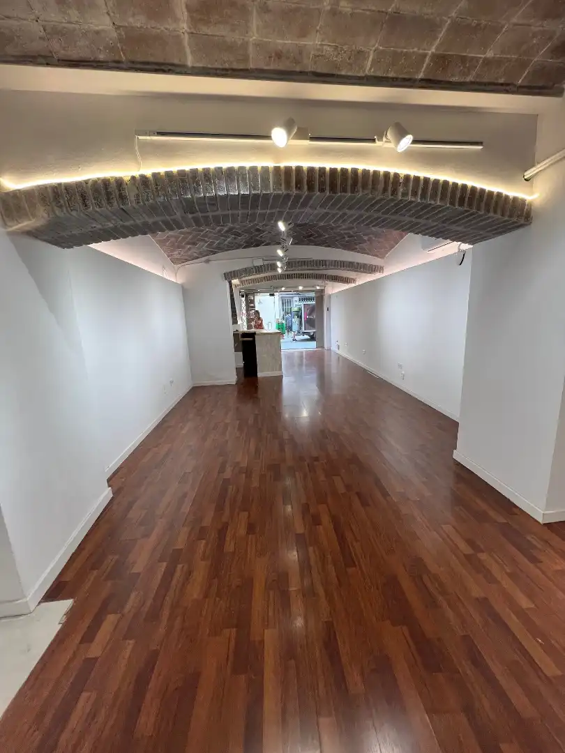 Commercial properties for rent in Sabadell  with Air Conditioner and Parquet flooring