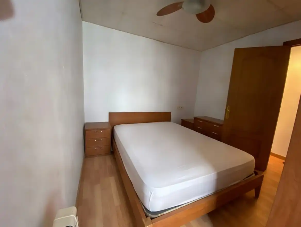 Habitación de Piso en venta en Castellón de la Plana / Castelló de la Plana con Calefacción, Parquet y Trastero