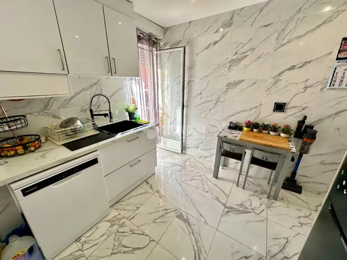 Appartamento con balcone in vendita a Marchamalo, imagen 10