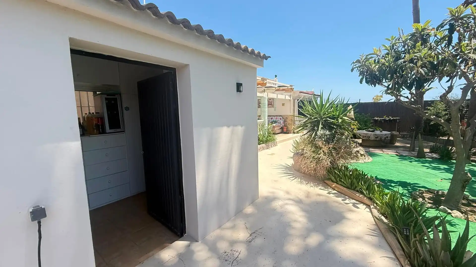 Außenansicht von Country house zum Verkauf in Vélez-Málaga mit Klimaanlage, Privatgarten und Terrasse