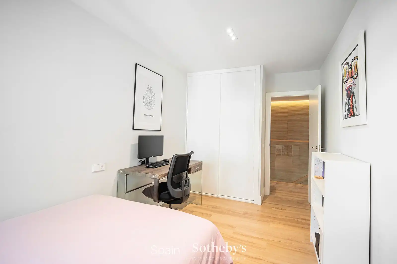 Habitación de Apartamento en venta en Las Rozas de Madrid con Aire acondicionado, Calefacción y Jardín privado