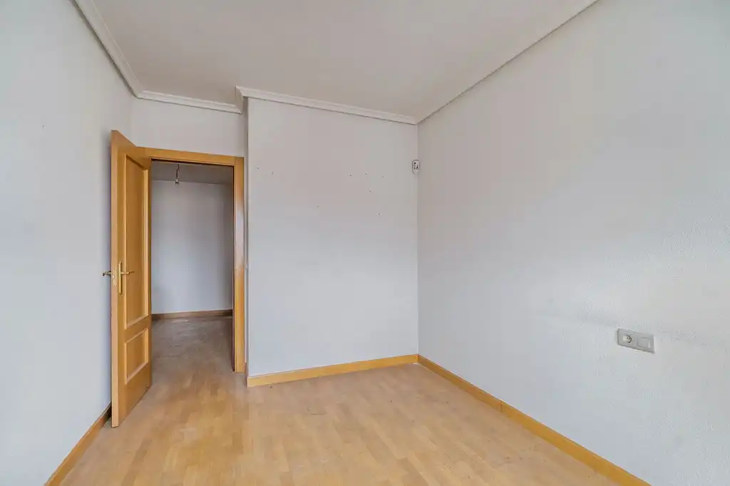 Piso en venta en C/ Esteban Saez de Alvarado, Gamonal - San Bruno - G9